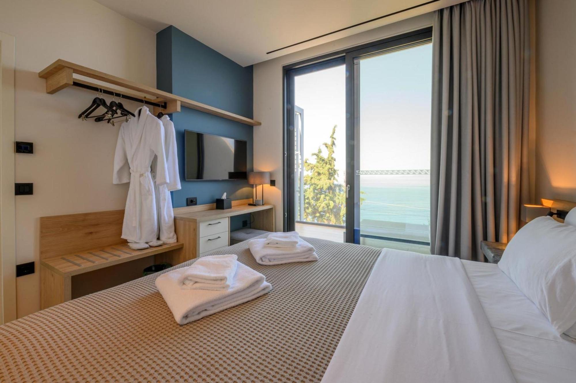 Mani Suites 圣尼古拉奥斯 外观 照片