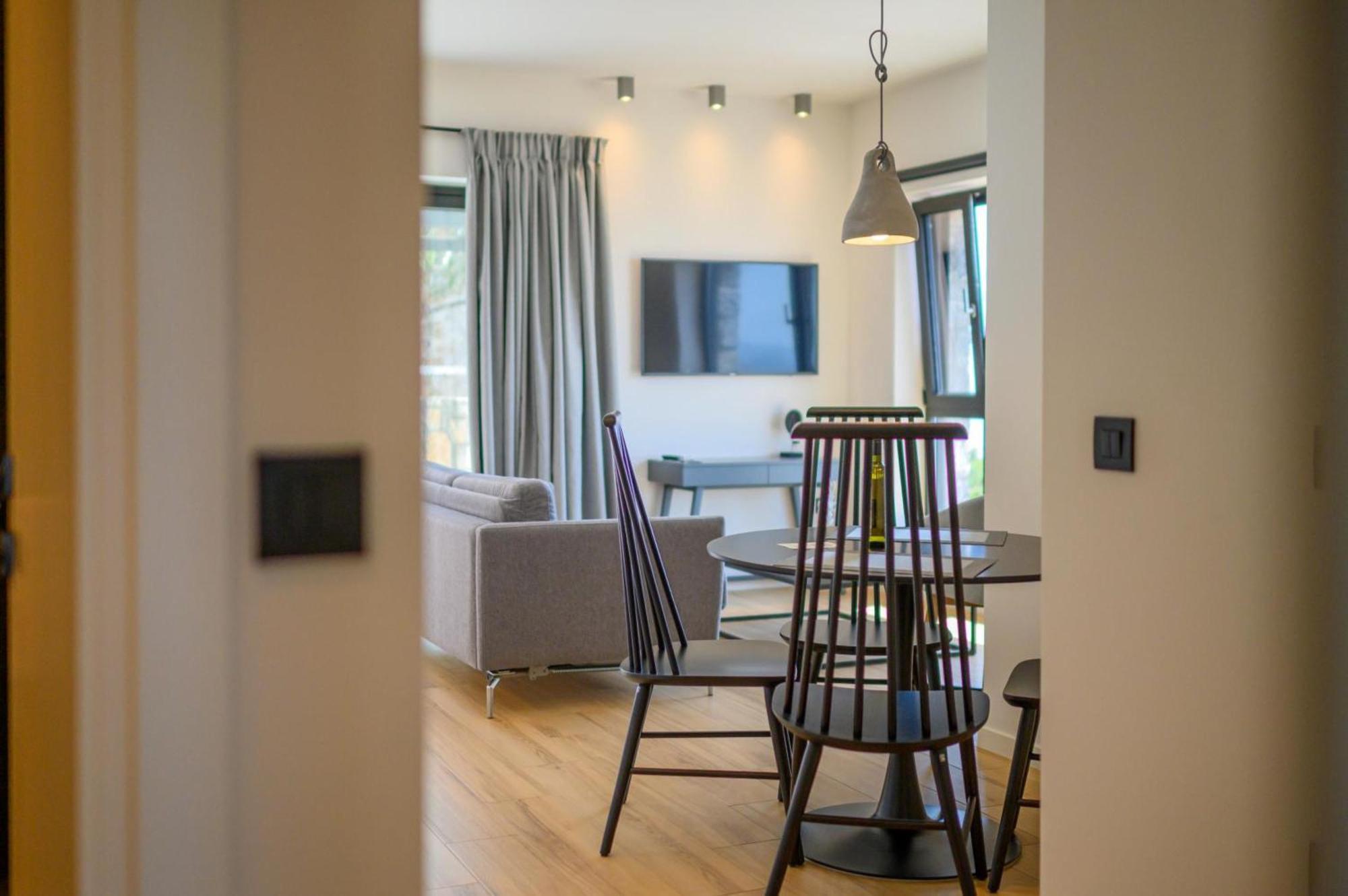 Mani Suites 圣尼古拉奥斯 外观 照片