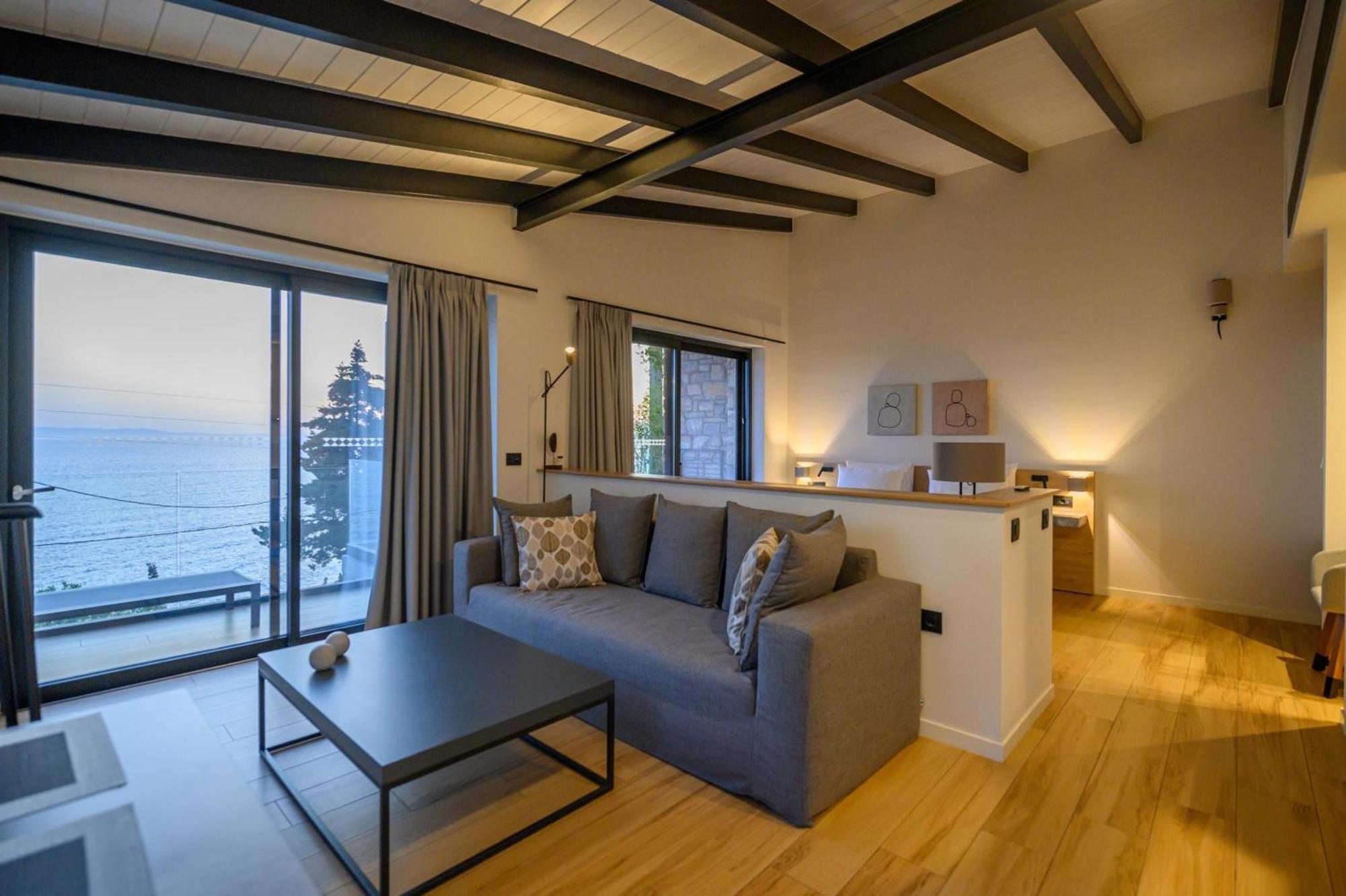 Mani Suites 圣尼古拉奥斯 外观 照片